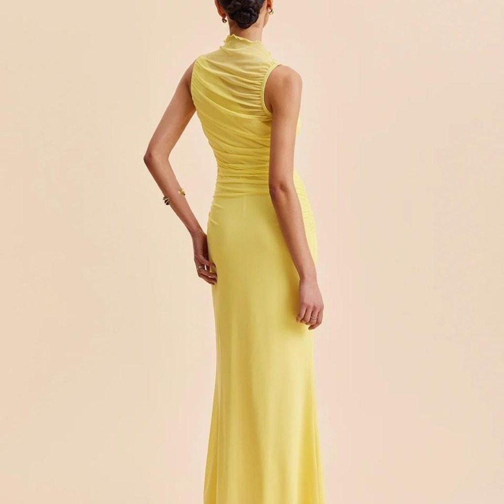Commense Butter yellow maxi dress Size XS NWT Wedding guest - Picture 3 of 8